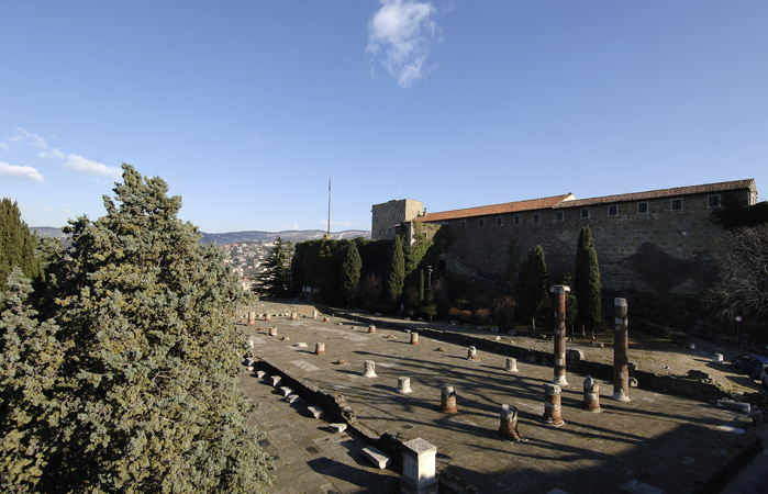 Colle San Giusto Basilica Romana